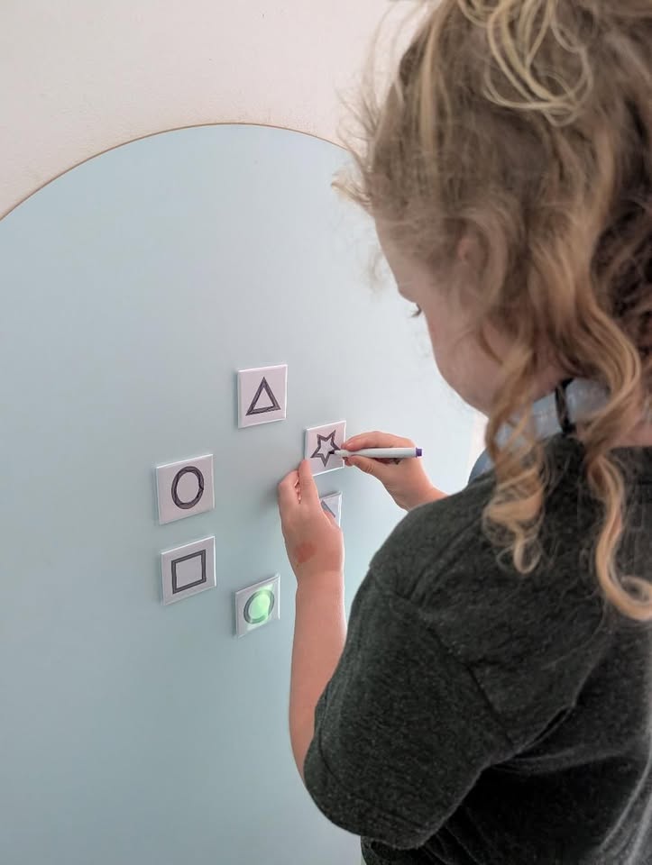 Trace & Erase Shapes